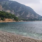 De Luxe Village Vue Avec Piscine Апартаменты Эз