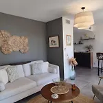 Lägenhet De Luxe Village Vue Avec Piscine