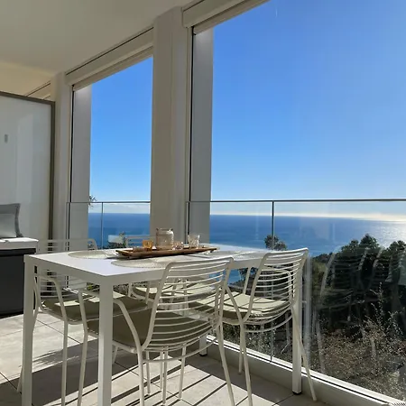 Апартаменты De Luxe Village Vue Avec Piscine *